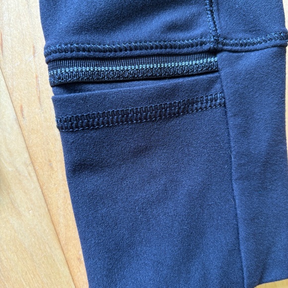 Lululemon Fresh Tracks 1/2 Zip - Black - Size 4 - Picture 4 of 7